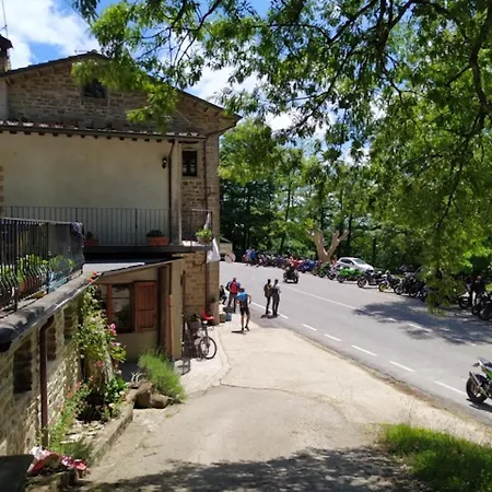 Hostel Rifugio Bocca Serriola Citta di Castello